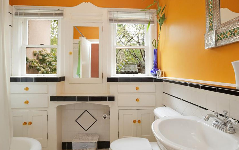 What Is The Best Paint Color For A Small Bathroom Sunshine Tips - Should Small Bathrooms Be Painted Light Or Dark