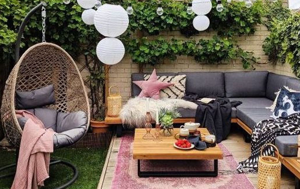 Outdoor decor ideas for small spaces