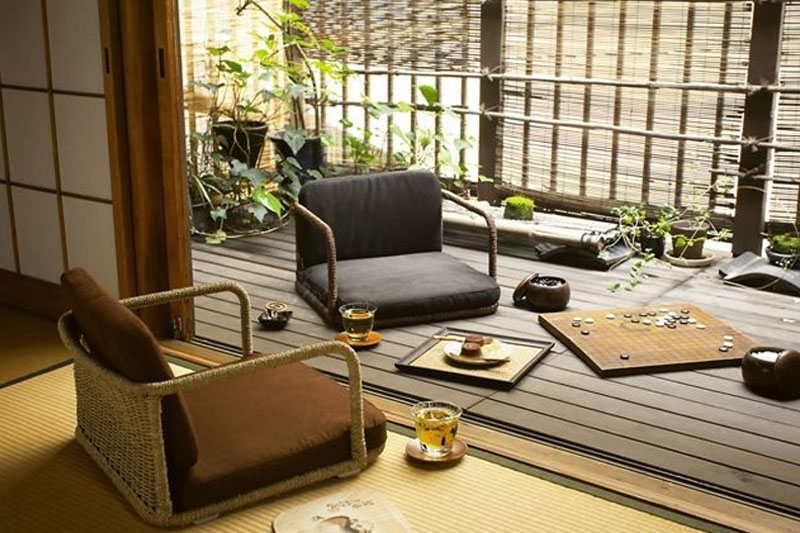 Decor with bamboo and wood