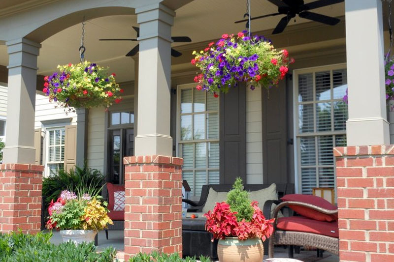 Flower baskets to hang