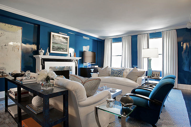 Glossy blue wall living room