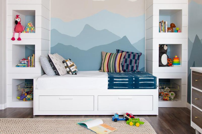 Clutter Keeper in toddler bedroom